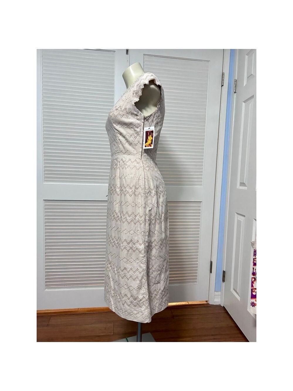 Vintage 80s Beige Eyelet Lace Dress S/M NWT Bustown Modern Palm Springs - Picture 5 of 11
